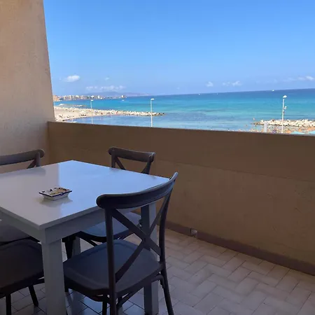 Terrazza Sul Mare Lägenhet